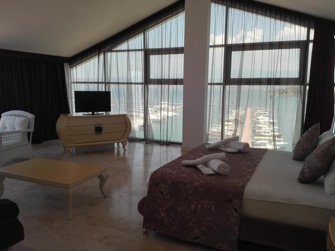 Egesu Marina Guest House Gulluk Buitenkant foto